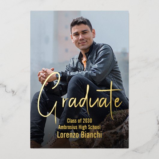 シックなミニマリストのゴールドフォイル卒業発表 箔招待状 (正面)