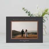 シックなミニマリストエレガンスダークグレークリスマスフォト 箔シーズンカード (立ち正面)