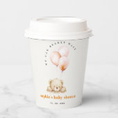 シックなミニマル赤面心待ちバルーン赤ちゃんシャワー 紙コップ (正面)