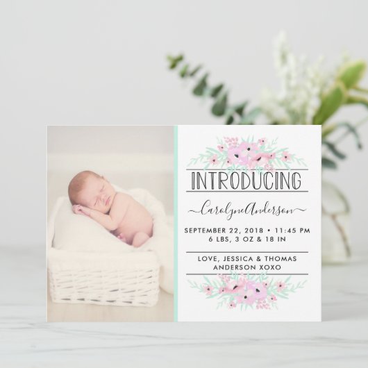 シックなミントグリーン&ピンクの花の誕生発表 案内状 (スタンド正面)