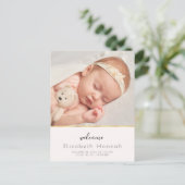 シックなレタリングベビーガール誕生のお知らせ ポストカード (スタンド正面)