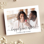 シックな写真の楽しいエバーアフター婚約 案内ポストカード