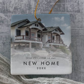 シックな初めてのクリスマスが新しいホームフォトに セラミックオーナメント