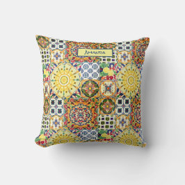 シックな幾何地中海のオレンジのタイルのモノグラム クッション