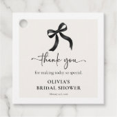 シックな彼女は結び目ブラックボウブライダルシャワー フェイバータグ (正面)