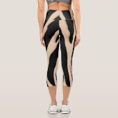 シックな心地よいハイ・ウェストのカプリスであなたのスタイル カプリレギンス (裏面)