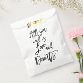 シックな手レターラブアンドドーナツ フェイバーバッグ (封をした状態)