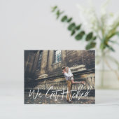 シックな手札を我々はヒッ得チ発表 インビテーションポストカード (スタンド正面)