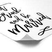 シックな手結婚でレタ食べーのドリンク結婚したビー ポスター (角)