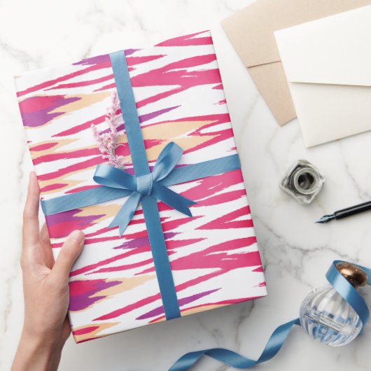 シックな抽象芸術ピンクの水色のイカットパターン ラッピングペーパー (ギフト)