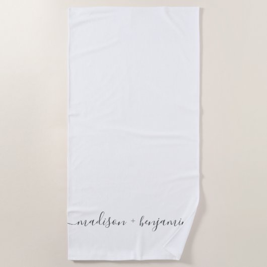 シックな新着文字の名前ホワイト ビーチタオル (正面)