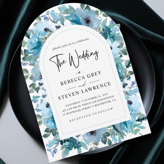 シックな春埃っぽい青い白いフローラアーチ結婚型 招待状