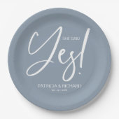 シックな書道彼女が言ったYes婚約パーティ ペーパープレート (正面)