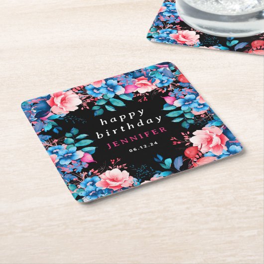 シックな水カラーフローラハッピーバースデーブラック スクエアペーパーコースター (アングル)