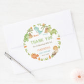 シックな水彩可愛い恐竜の赤ちゃんシャワーの好意 ラウンドシール (封筒)