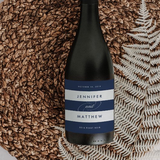 シックな海軍とホワイトストライプ結婚ワインのラベル ワインラベル