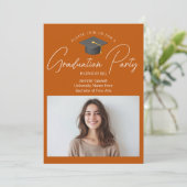 シックな焦げオレンジの卒業写真卒業パーティー 招待状 (スタンド正面)