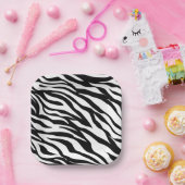 シックな白黒ゼブラプリントサファリ誕生日パーティー ペーパープレート (パーティー)