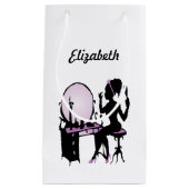 シックな紫と黒の女性シルエットファッショニスタ スモールペーパーバッグ (正面)