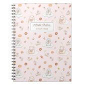 シックな羊&ペンギンデザート柄ピンクの名前 ノートブック (正面)