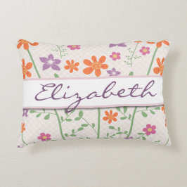 シックな花パターンデザインのモノグラム アクセントクッション