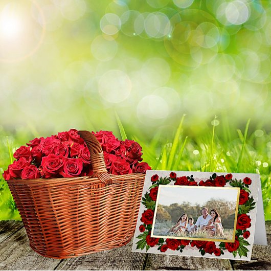 シックな赤いバラとゴールドフォイルマザーズの日写真 箔グリーティングカード