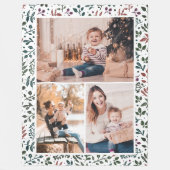 シックな赤と緑のホリデーボタニカルフォトコラージュ フリースブランケット (正面)