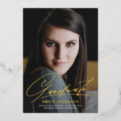 シックな金ゴールドスクリプトフォト卒業のお知らせ 箔招待状 (正面)