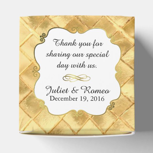 シックな金ゴールドタイルのカスタム結婚式のお気に入りギフトボックス フェイバーボックス (上部)