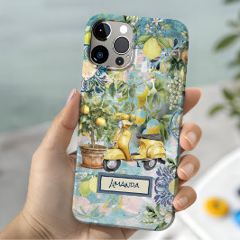 シックな青いターコイズのシチリア柑橘コラージュ フローラル iPhone 15ケース