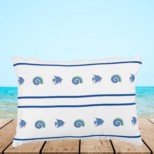 シックな青と白ストライプの貝殻と魚 アクセントクッション