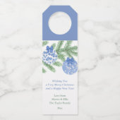 シックな青のホワイトジンジャージャーブラブルメリークリスマス ボトルネックタグ (正面)