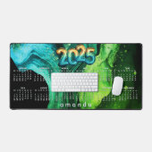 シックな青のマーリングモノグラム2025カレンダー デスクマット (キーボード&マウス)