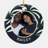 シックな青の植物犬の写真と名前クリスマス セラミックオーナメント (裏面)