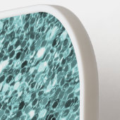 シックな青の白のキラキラ輝くキラキラモダンスモノグラム ピックルボールラケット (左詳細)