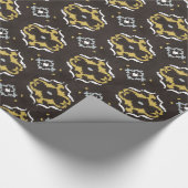 シックな黄褐色のイカットの部族柄 ラッピングペーパー (角)