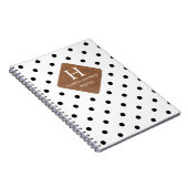 シックな黒のフェイクな革パッチはモノグラムに点を打ちます ノートブック (右側)