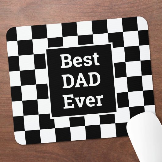 シックな黒白市松模様の「Best Dad Ever」デザイン マウスパッド