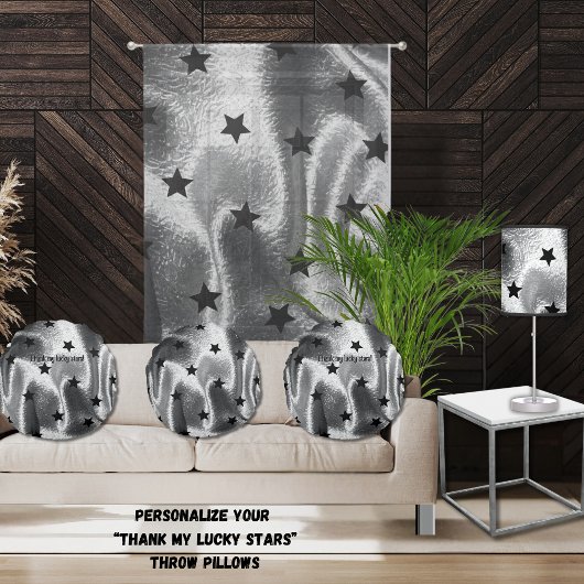 シックな「感謝していMy Lucky Stars」グレーのブラックスターコットン ラウンドクッション