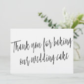 シックな「私たちのケーキをベーキング結婚してくれてありがとう」 サンキューカード (スタンド正面)