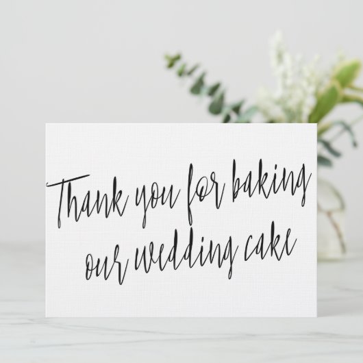 シックな「私たちのケーキをベーキング結婚してくれてありがとう」 サンキューカード (スタンド正面)