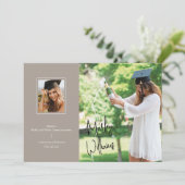 シックなTaupe署名の卒業発表 招待状 (スタンド正面)