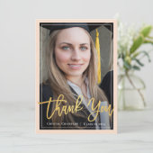 シックアイボリー金ゴールドスクリプト卒業写真ありがとう 案内状 (スタンド正面)