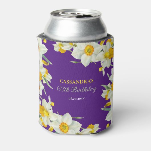 シックイエローホワイトダッフォディルフローラパープル誕生日 缶クーラー (缶裏面)