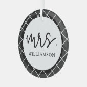 シックエレガントでミセス結婚の夫の妻 ガラスオーナメント (正面左)