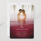 シックエレガントウェーブブルゴーニュ抽象芸術フォト結婚ズ 招待状 (正面)