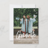 シックエレガントタイポグラフィツイン卒業パーティー 招待状 (正面)