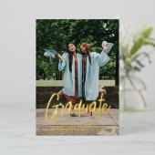 シックエレガントタイポグラフィツイン卒業パーティー 箔招待状 (立ち正面)