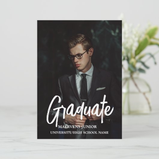 シックエレガントタイポグラフィ卒業式パーティーアナウンス 案内状 (スタンド正面)