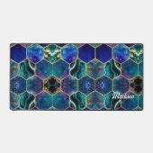 シックガーリーグリッターフェイクターコイズブルージオメトリック デスクマット (正面)